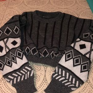 Urban outfitters vintage cropped sweater